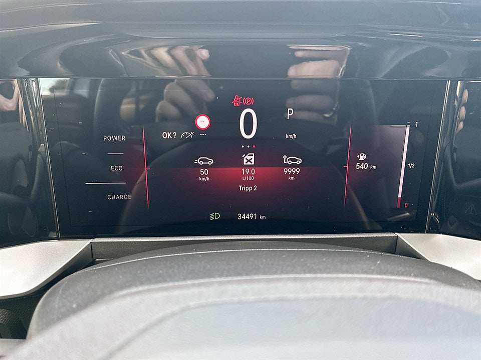 Bild på Opel Mokka GS Hybrid 1.2 Turbo 145hk Aut B-KAMERA CARPLAY