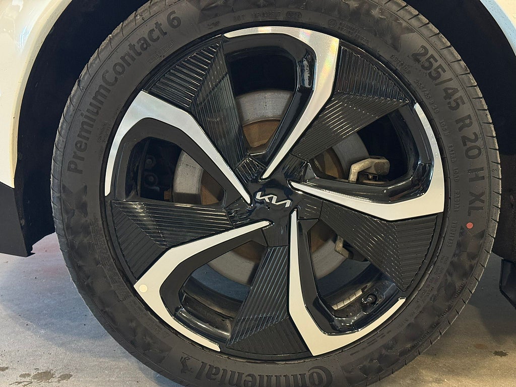 Kia EV6 77.4 kWh AWD GT-Line *3,99%* 20" Pano Drag HUD Meridian