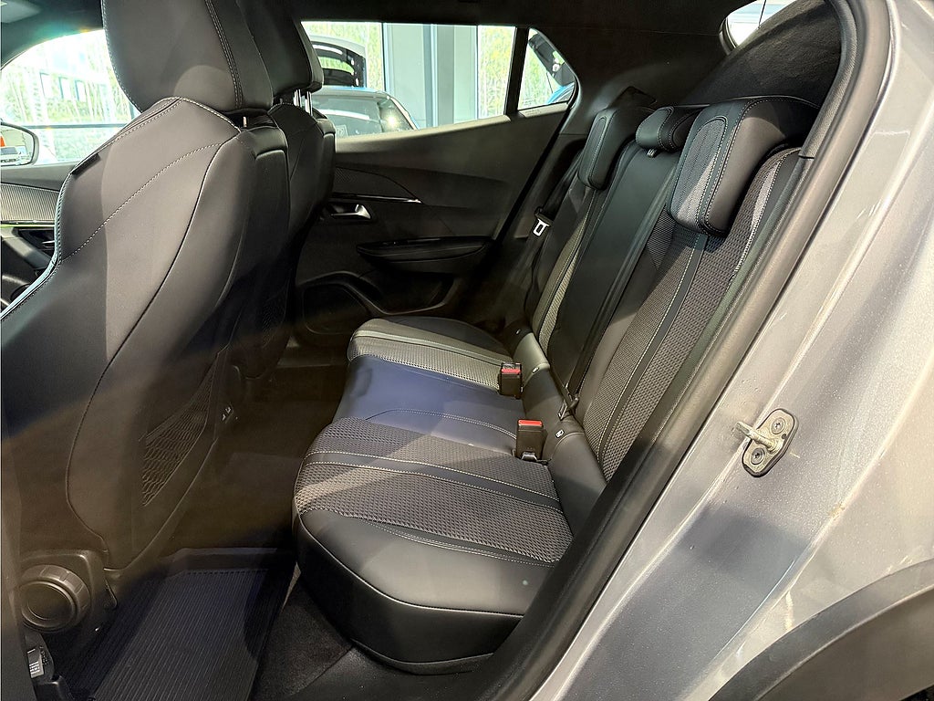 Bild på Peugeot 2008 GT 1.2 PT 130hk Aut - B-KAMERA, NAV, CARPLAY