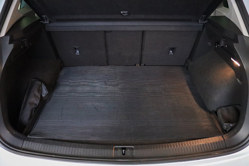 Volkswagen Tiguan 2.0 TSI OPF 4Motion Base Cockpit Värmare