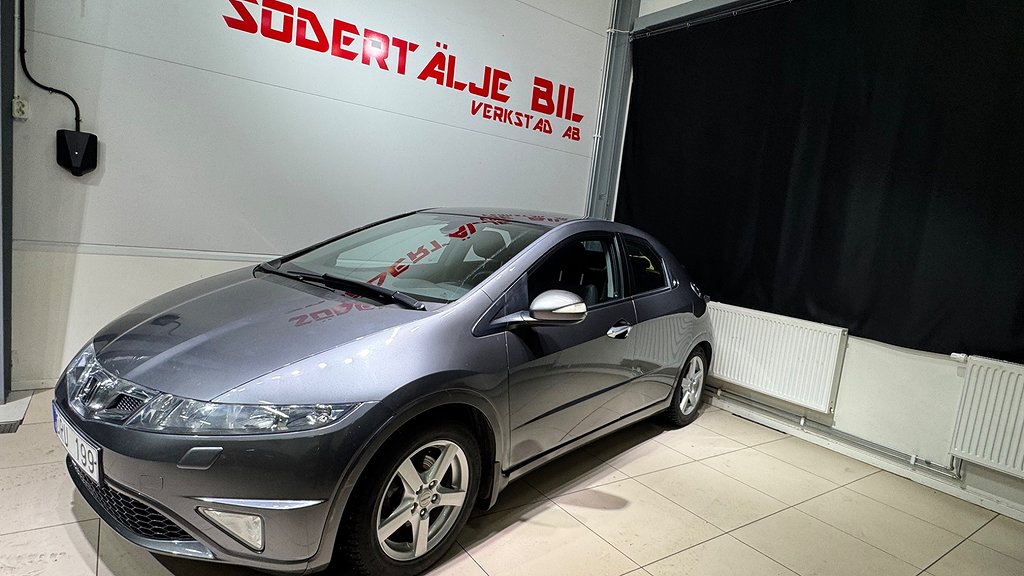 Honda Civic 5-dörrar 1.8 i-VTEC Sport Euro 5