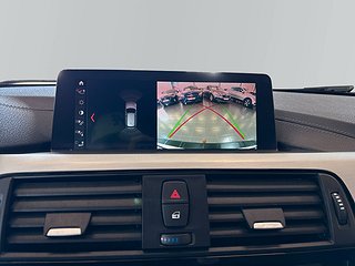 BMW 320 d xDrive Touring M Sport S&V-hjul/Cockpit/Mvärm/Drag