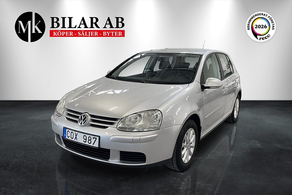 Volkswagen Golf 1.6 5-dörr Nyservad / Låga mil / Räntakampanj 3.45%