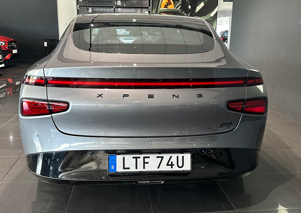 XPENG P7 AWD Performance 473HK - bild 4