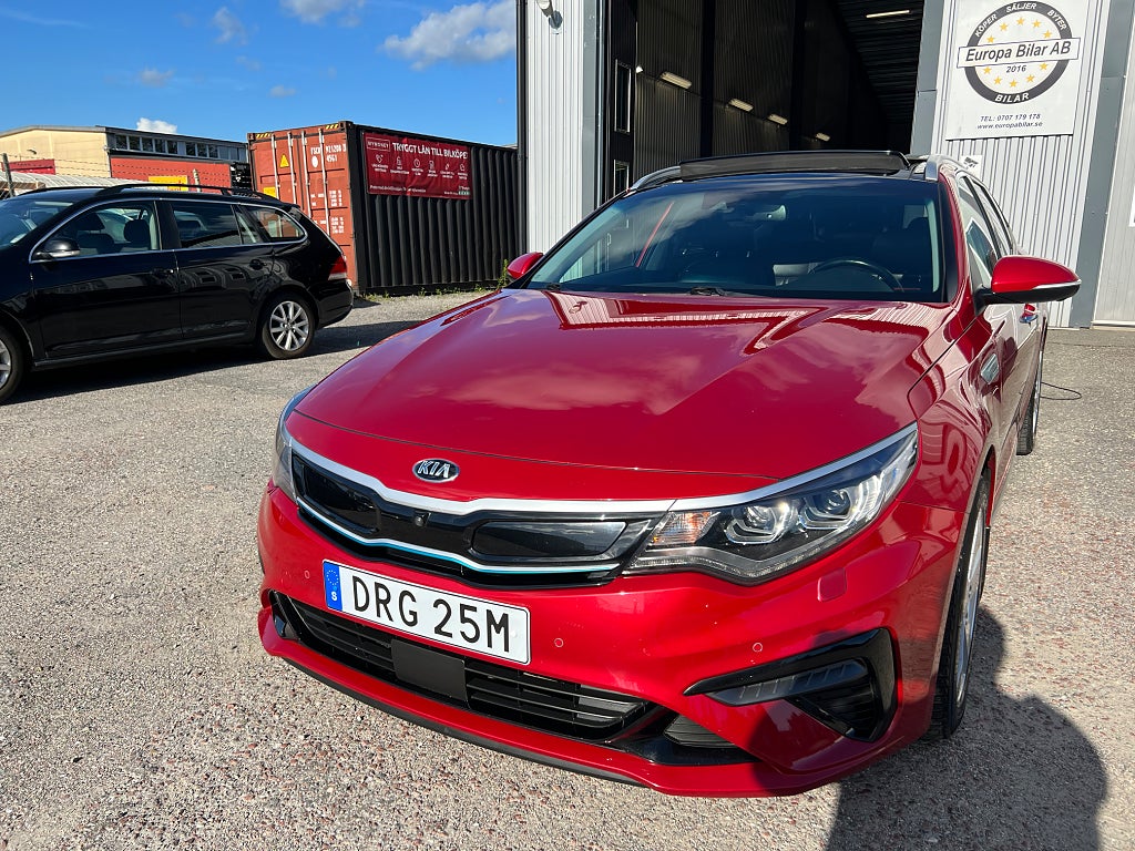 Kia Optima  Plug-in Hybrid Advance Plus2 Pano Drag  Euro 6 205hk