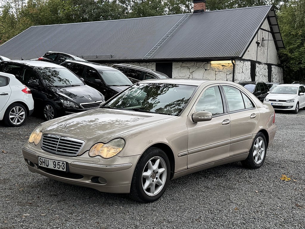Mercedes-Benz C 240 Automatisk, Elegance, 1 brukare, 170hk,  nybesiktad
