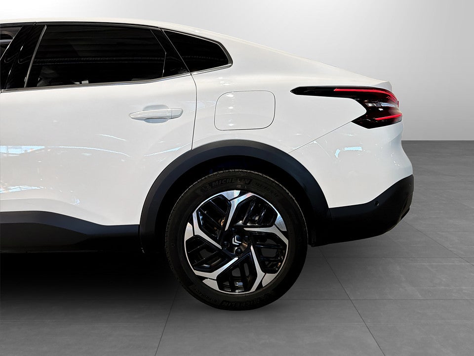 Bild på Citroën C4-X Shine 1.2 PT 130hk Aut B-KAMERA RATTVÄRME