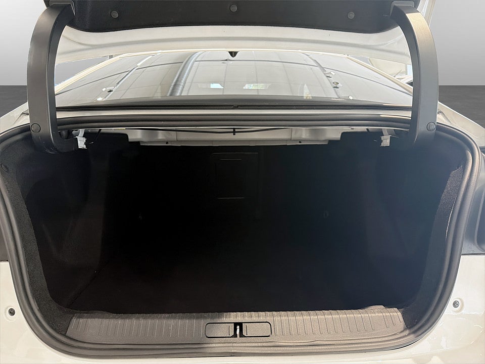 Bild på Citroën C4-X Shine 1.2 PT 130hk Aut B-KAMERA NAVI