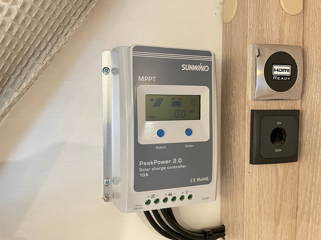 Rapido 655 F / Automat / B-körkort / Solcell / Garage / El-patron / - Rapido