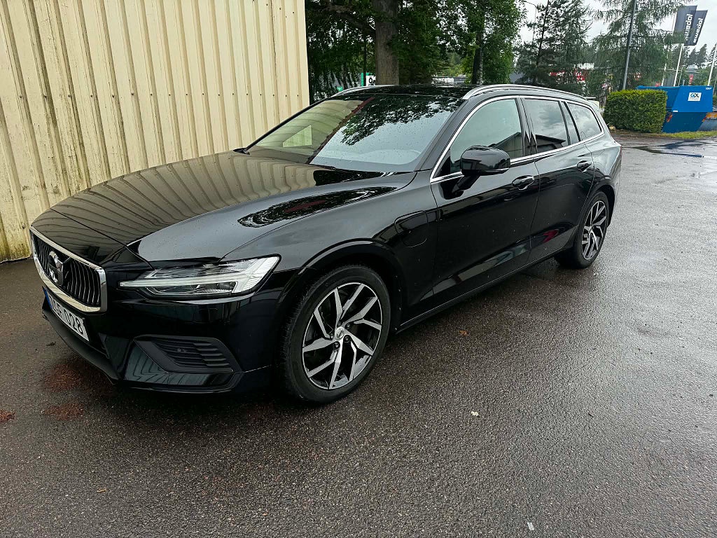 Volvo V60 Recharge T6 AWD Geartronic Inscription Expression