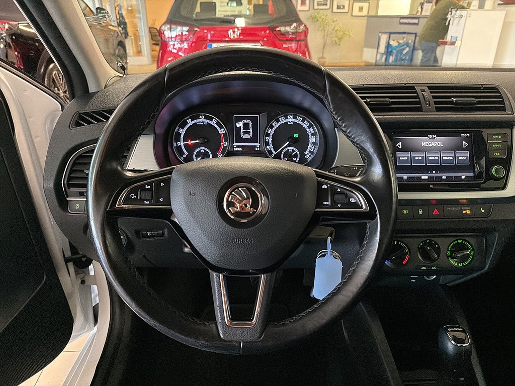 Skoda Fabia Ambition 1.0 TSI 110 HK AUT / Dragkrok – bild 13