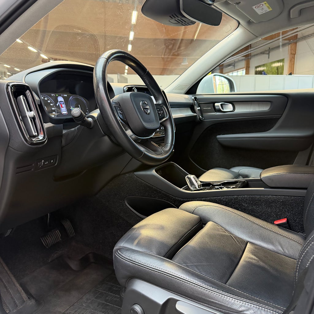 Volvo XC40 Recharge T4 Inscription H&K Carplay Backkamera