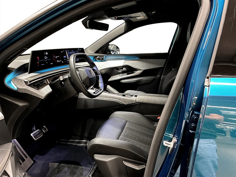 Bild på Peugeot 3008 GT Hybrid 145hk Aut 7-SITS B-KAMERA CARPLAY
