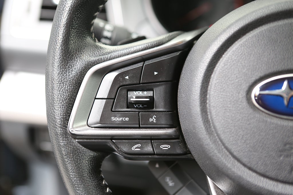 Subaru Outback 2,5i Ridge AWD Aut Skinn Bränslevärmare Drag 2018