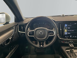 Volvo V90 D5 AWD R-Design S&V-hjul/Carplay/HUD/Pano/Bowers&W – bild 9