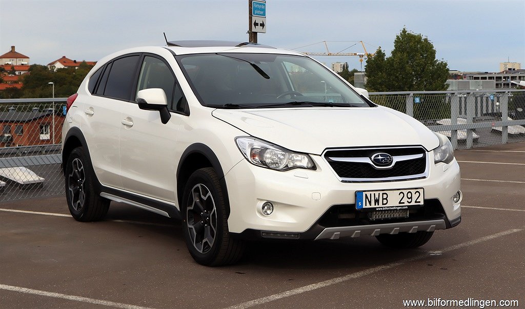 Subaru XV 2.0i 4WD Automat Drag Skinn S/V-hjul Kamera