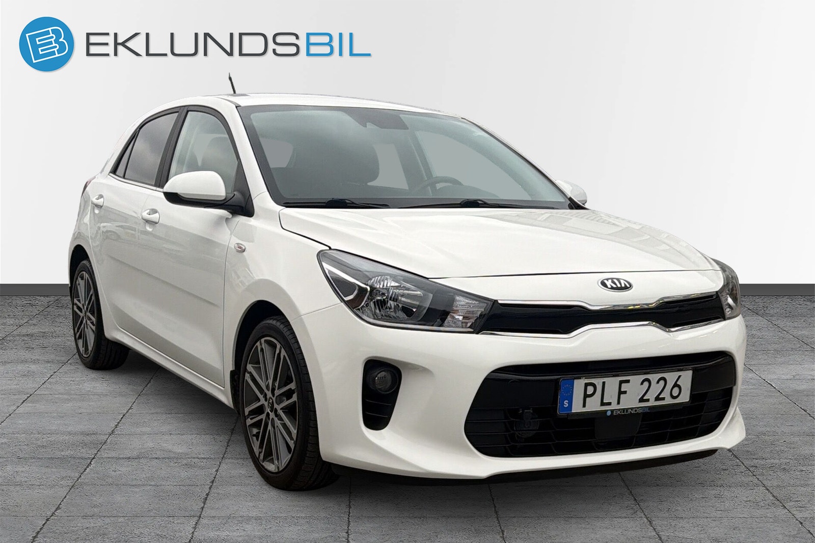 Kia Rio 1.2 CVVT GLS CarPlay Navi B-kamera 2017 - miniatyr 3