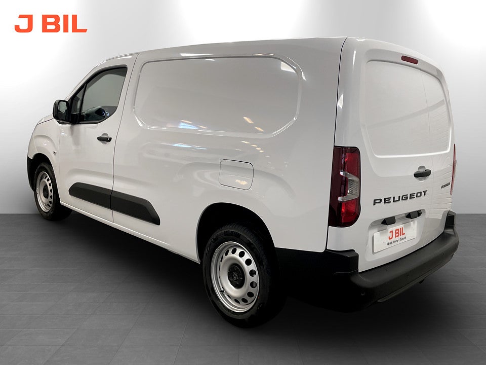 Bild på Peugeot Partner BlueHDi 100hk L2