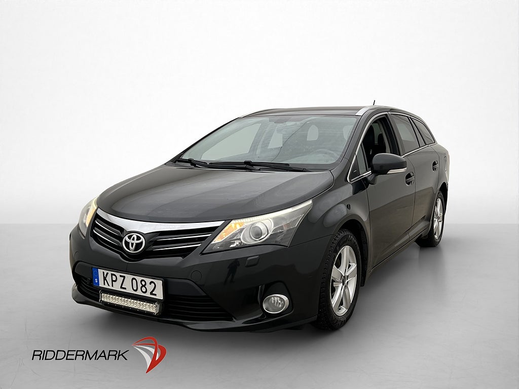 Toyota Avensis 124hk Edition 50 M&K-Värm Kamera Farthållare