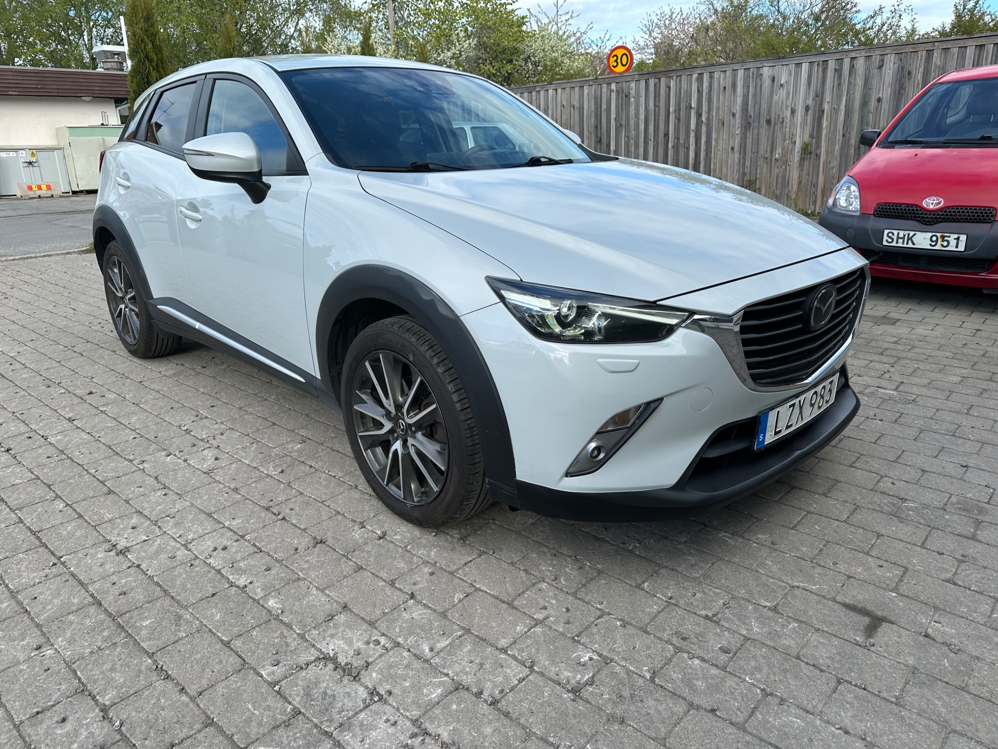 Mazda CX-3 2.0 SKYACTIV-G 2016, bild 2/27