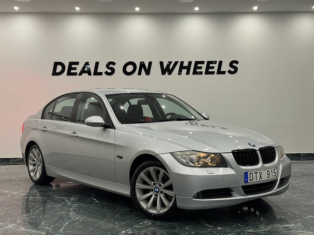 BMW 320I Sedan Advantage, Comfort/Drag/Nyservad
