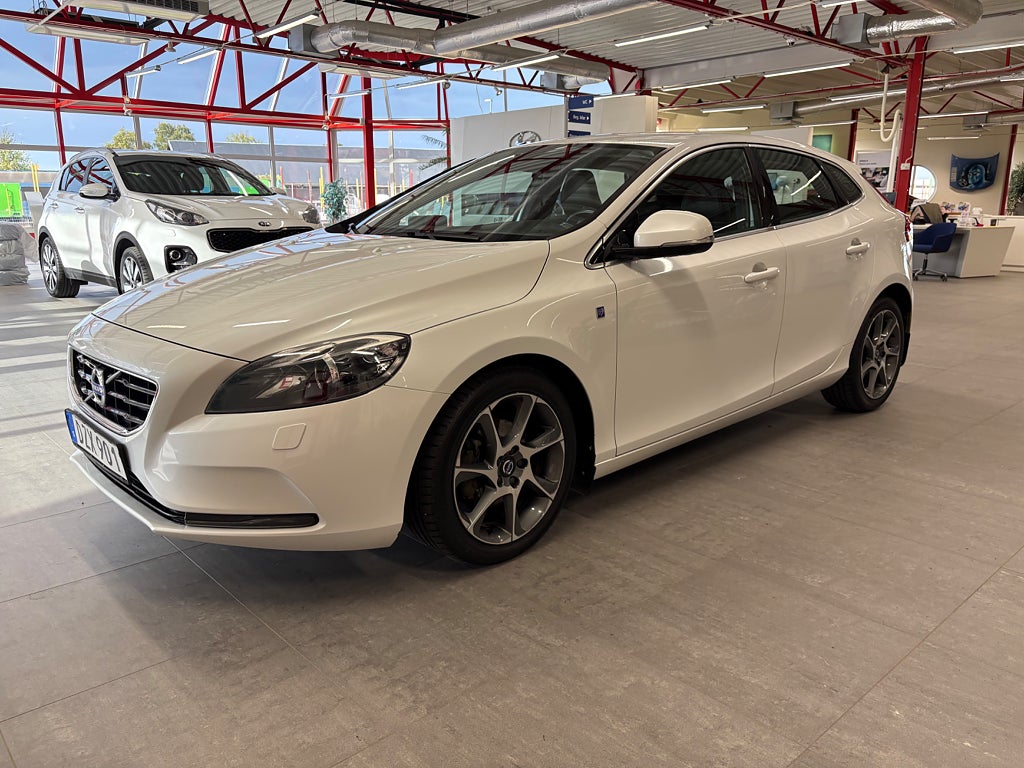 Volvo V40 D2 Your Ocean Race Drag v-Hjul kamrem bytt