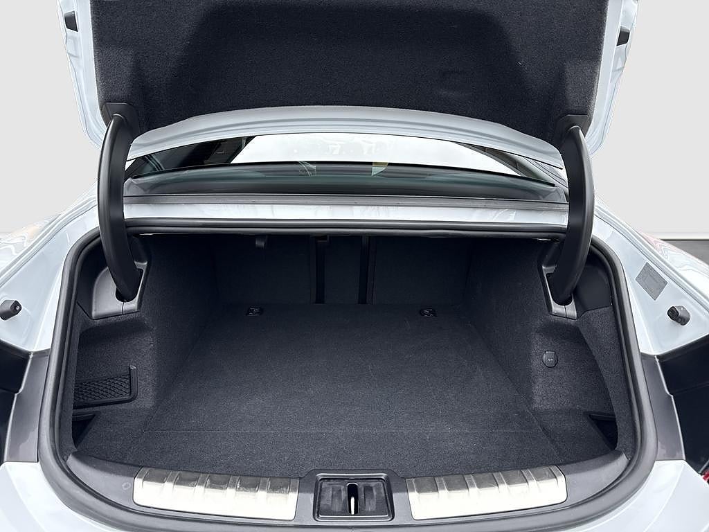 Audi E-Tron 2022 - miniatyr 10