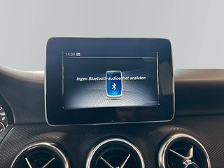Mercedes-Benz A 180 7G-DCT Style AMG S&V-hjul/Kamera/Carplay