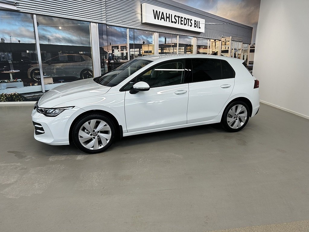 Volkswagen Golf 1.5 e-TSI 150HK DSG Edition