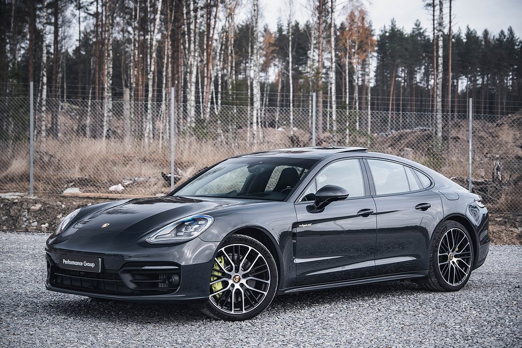 Porsche Panamera 4 E-Hybrid / Panorama / BOSE / PASM / HuD