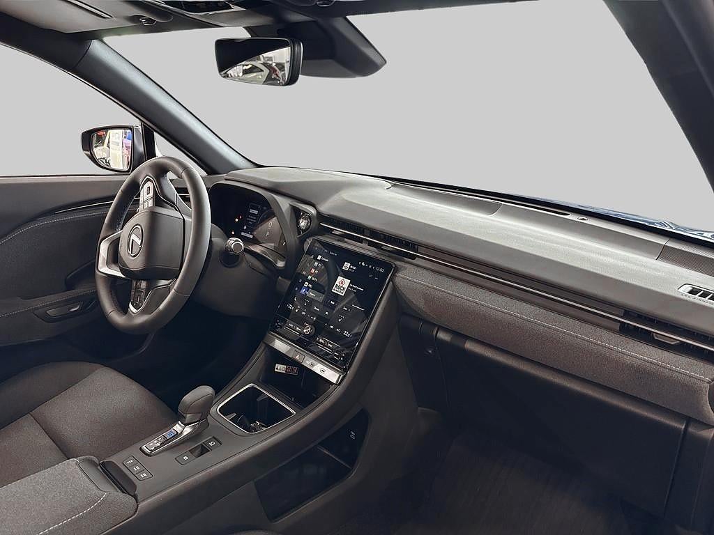 Lexus LBX 2025 - miniatyr 6