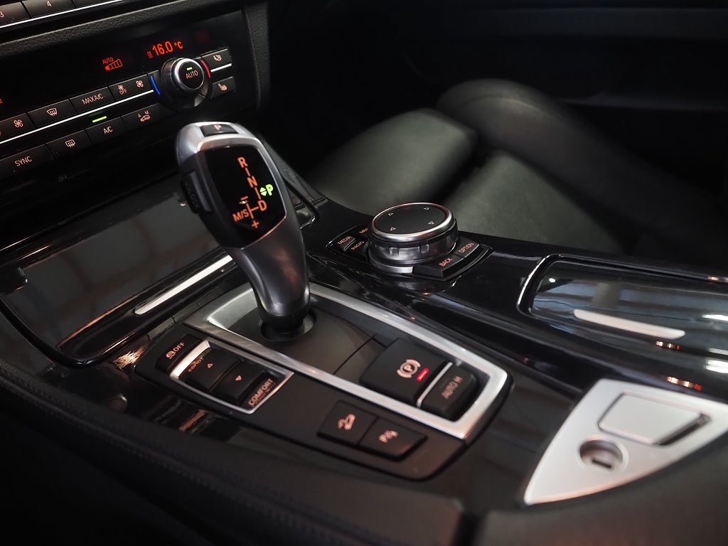 BMW 530 d xDrive Sedan Navi Taklucka H/K D-Värm Drag Skinn 2016