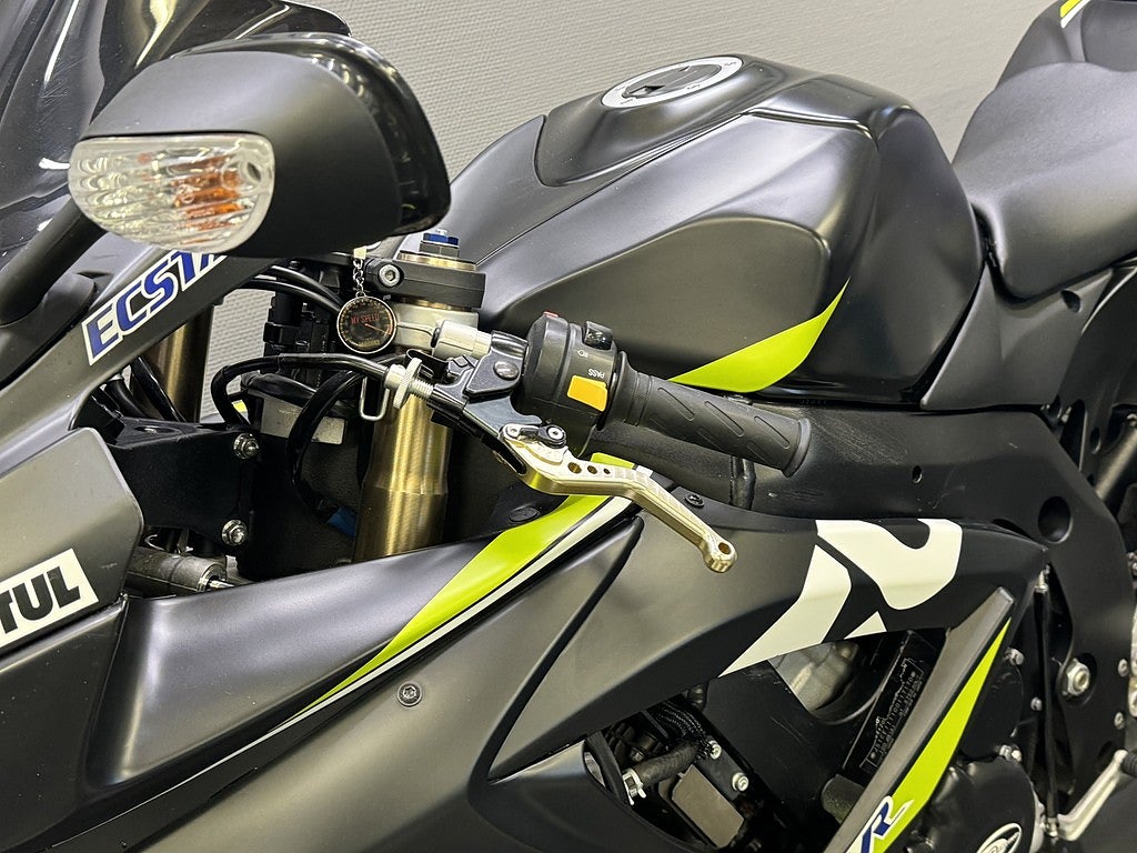Suzuki Cycles GSX-R600 | Besiktigad | R&G | 766kr / månad