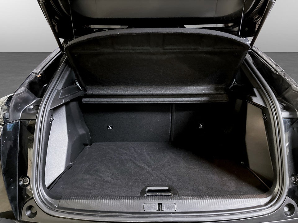 Bild på Peugeot 2008 GT 1.2 PT 130hk Aut B-KAMERA CARPLAY