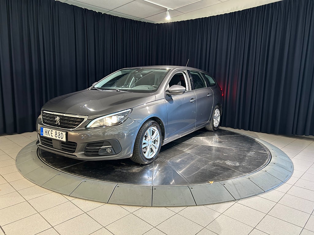 Peugeot 308 sw 1.2 PureTech 110 Active Farthållare Bytt Kamrem Dragkro
