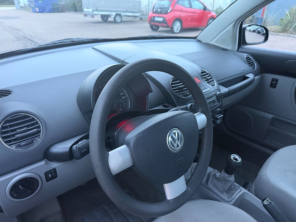 Volkswagen New Beetle Besiktigad 2026-06-17 - 1.6 Highline