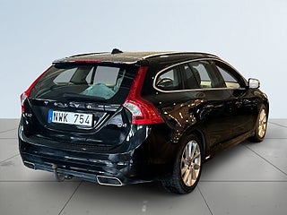 Volvo V60 D4 Momentum Dvärm/Ledramp/Dragkrok/Psens/SoV – bild 6
