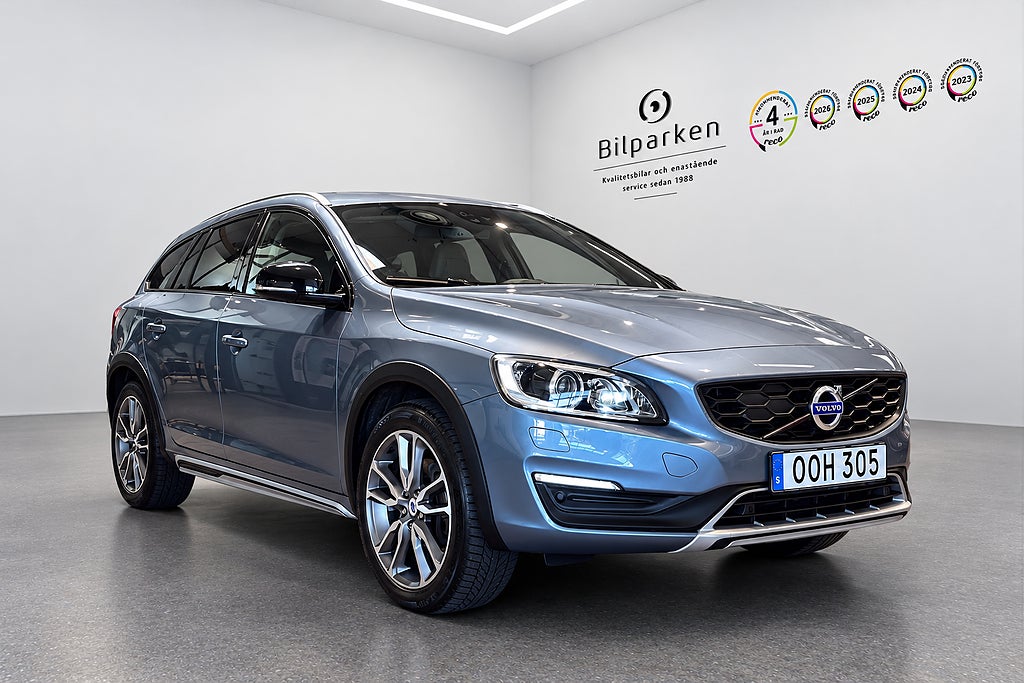 Volvo V60 Cross Country D4 Geartronic Classic Pro | Navigation | Värmare | Drag