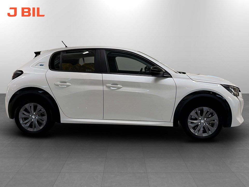 Bild på Peugeot E-208 Active Pack 50kWh 136hk Aut - CARPLAY, BACKSENSORER
