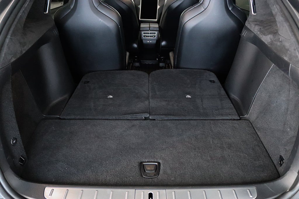 Tesla Model X 100D Luftfjädring Pano Dragkrok 6-Sits ( MOMSBIL )