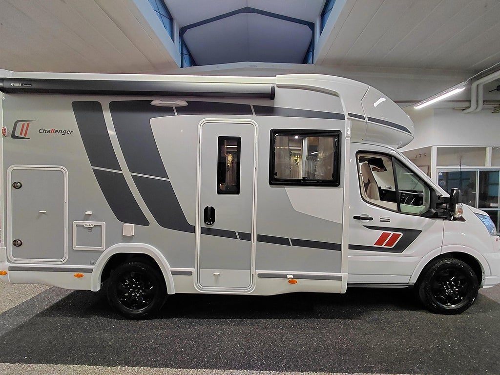 CHALLENGER 250 Graphite Edition M26