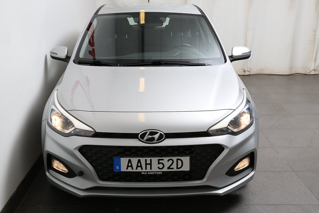Hyundai i20 1,2 84hk Trend 5D Keyless CarPlay B-Kamera Motorv 2020