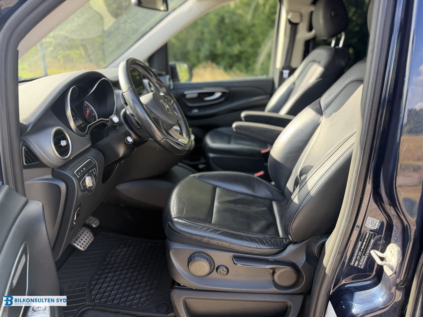 Mercedes-Benz V 2017, bild 5/37
