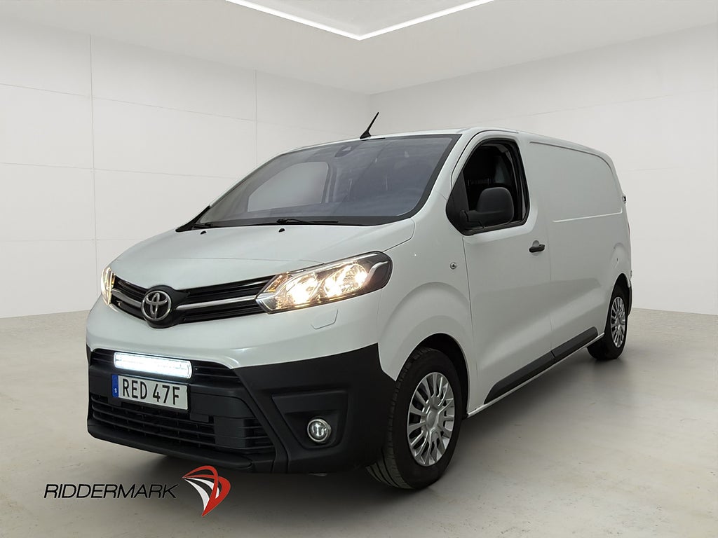Toyota ProAce L2 177hk Ny-Kamrem Värmare Drag Kamera 1-Ägare