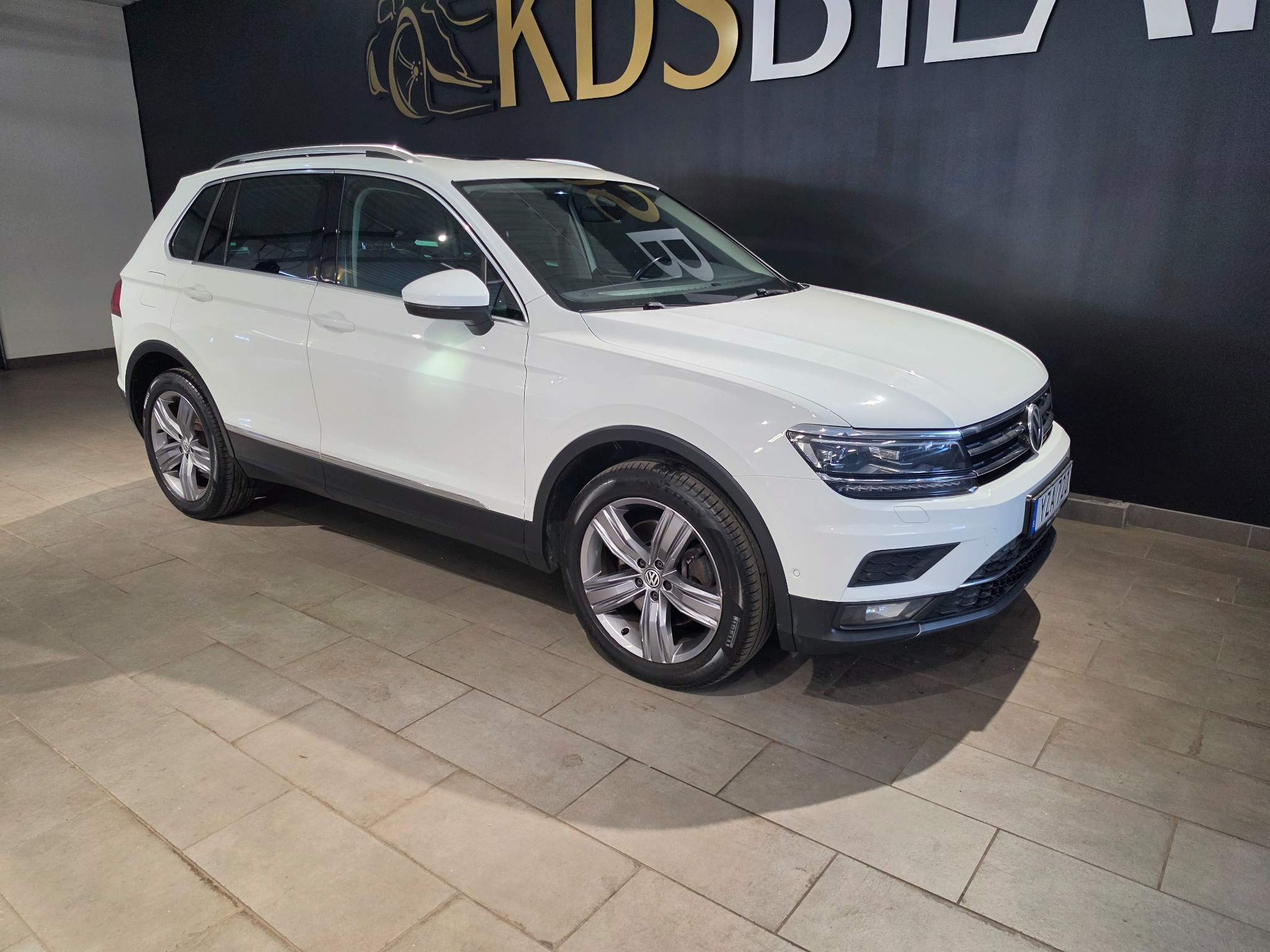 Volkswagen Tiguan 2018, bild 6/37