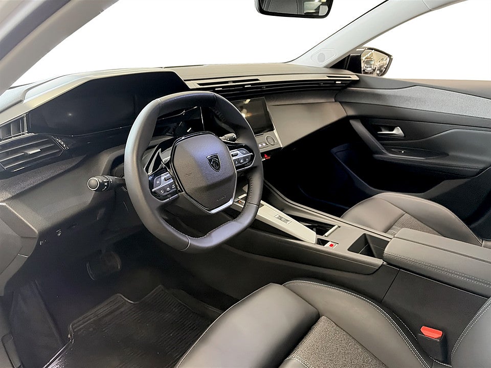 Bild på Peugeot 308 SW Allure Hybrid 145hk Aut B-KAMERA CARPLAY RATTVÄRME