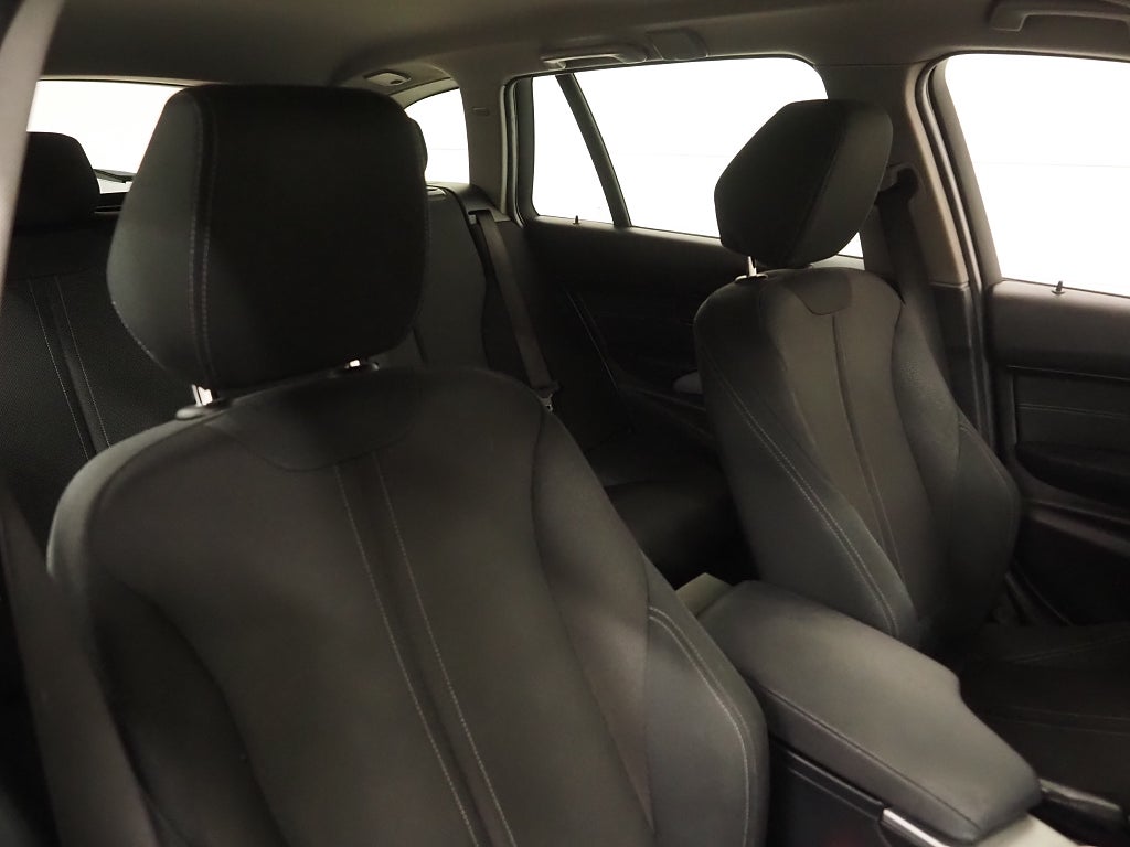 BMW 318 d 150hk Touring Steptronic Sport line  | Navi | Drag | 2017