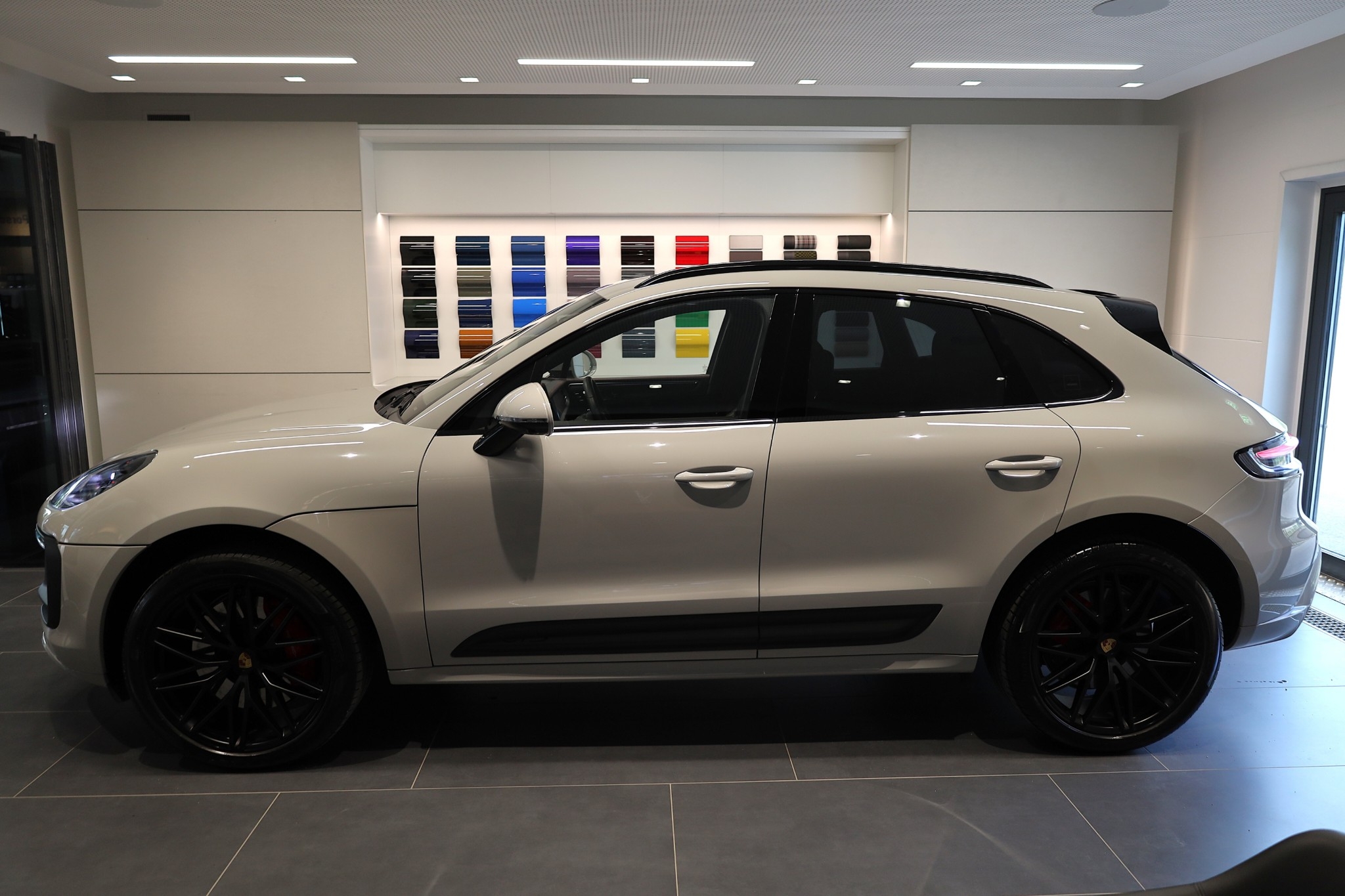 Porsche Macan GTS / 440 HK 2024, photo 4/58
