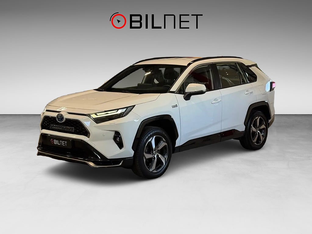 Toyota RAV4 Plug-in Hybrid E-CVT Active Sv-Såld Drag Backkamera LED