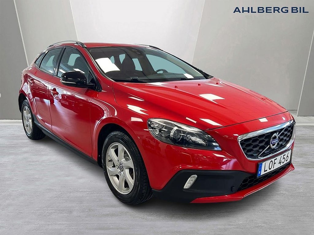 Volvo V40 Cross Country D2 Momentum Business E Parkeringshjälp Bak, Xenonl...